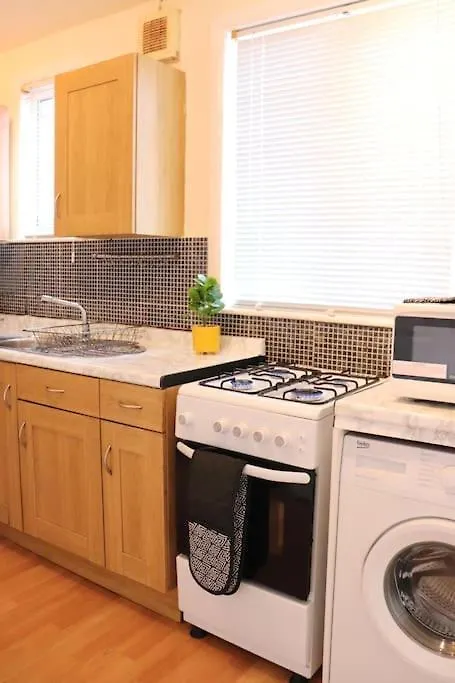 Unique 3 Bedroom House Free Wifi & Parking Leeds  0*, Leeds (West Yorkshire) United Kingdom